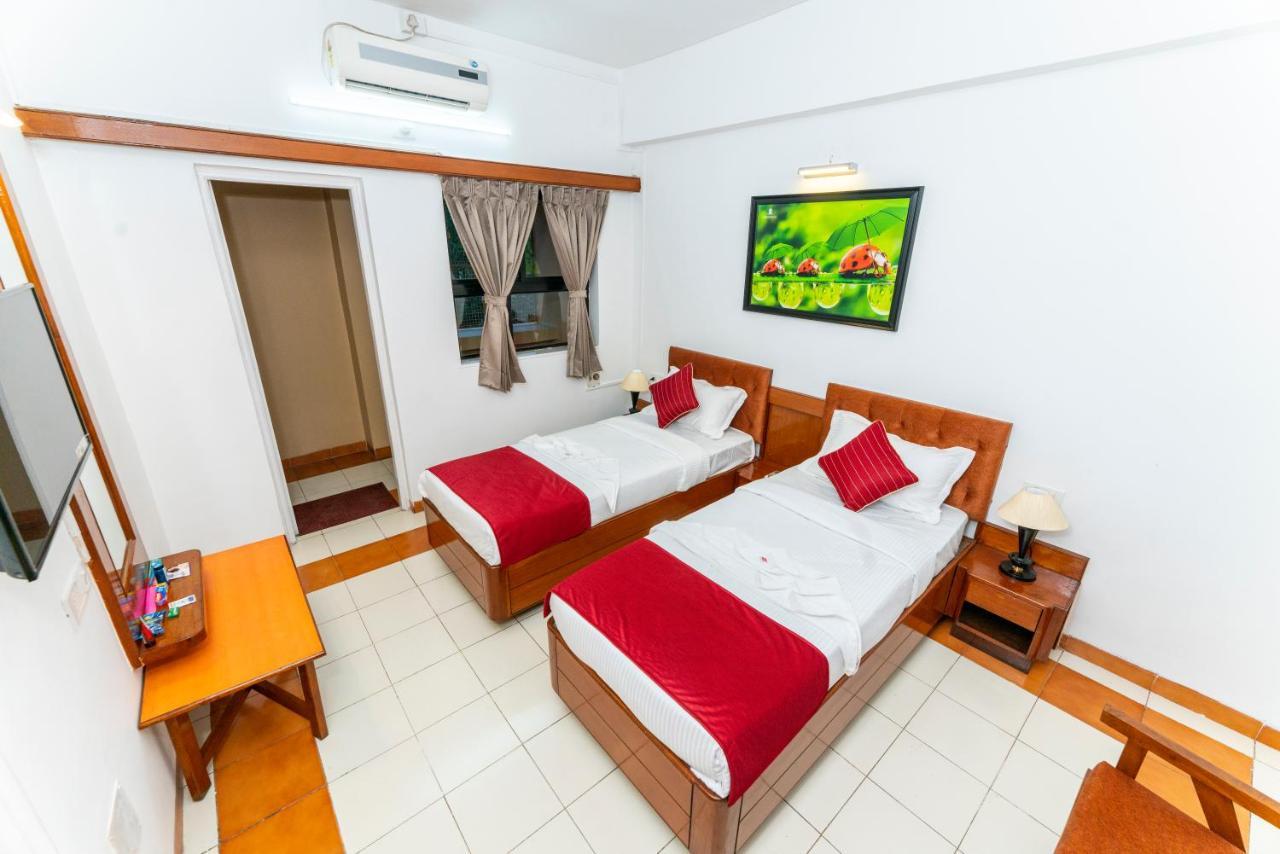 Hotel Green Field Satara Exterior foto