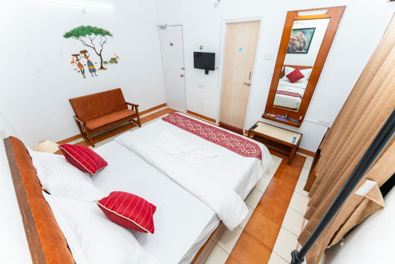 Hotel Green Field Satara Exterior foto